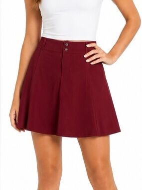 Sahalie Burgundy Athletic Golf Skort Size 8 Stretch Skirt Shorts